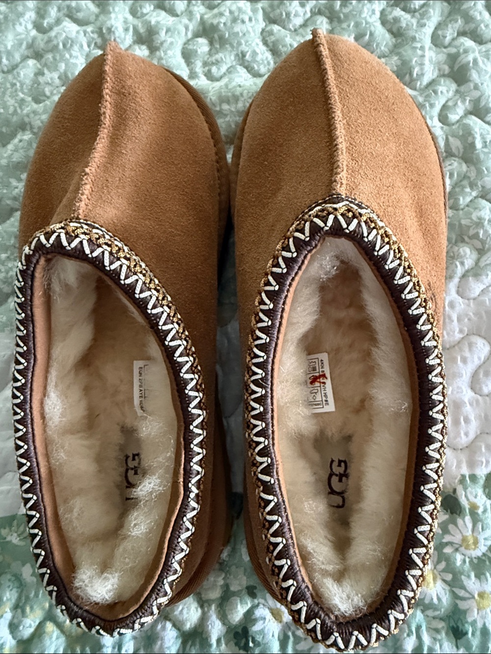 UGG Women’s Chestnut/Tan Suede Shearling-Lined Slippers
